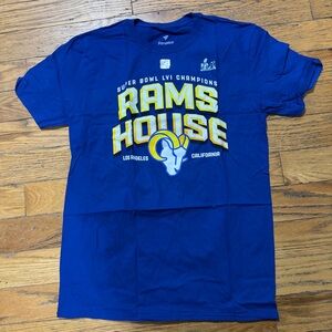 NWT! Los Angeles Rams Super Bowl Champions shirt